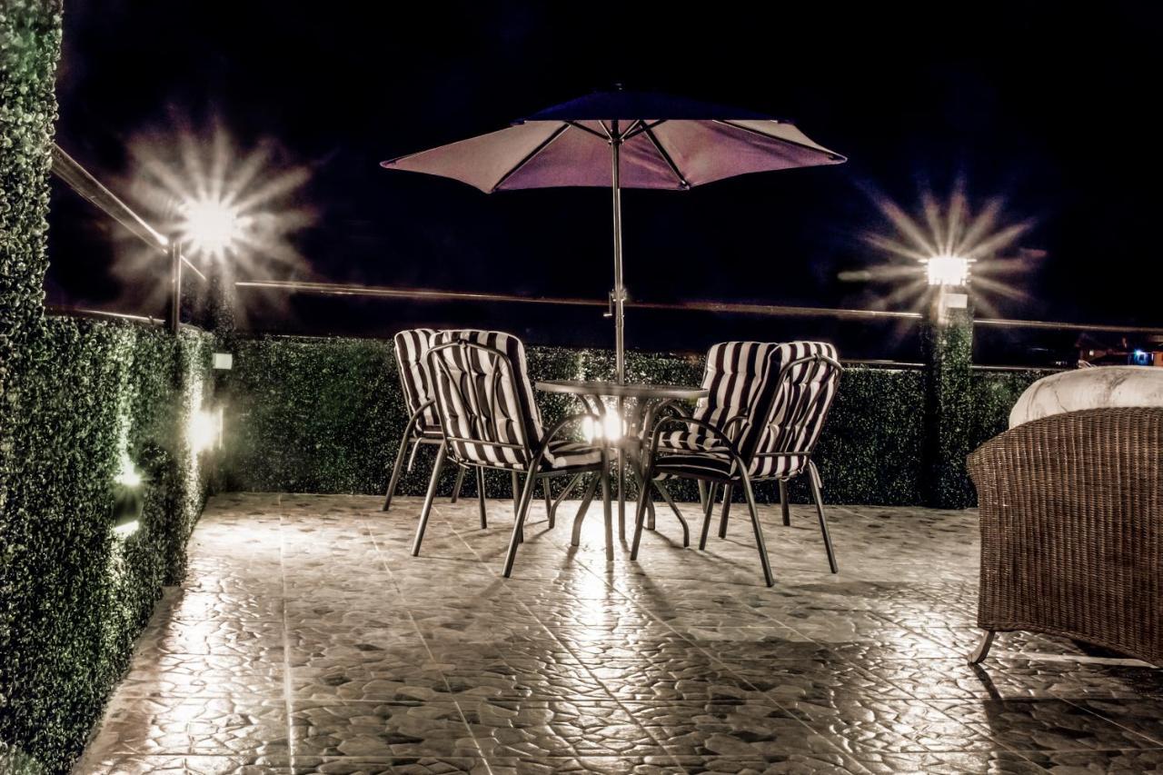 Verovino Suites Cebu Exteriér fotografie